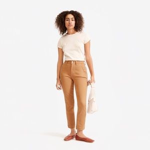 Slim leg crop pant in short / tawny brown